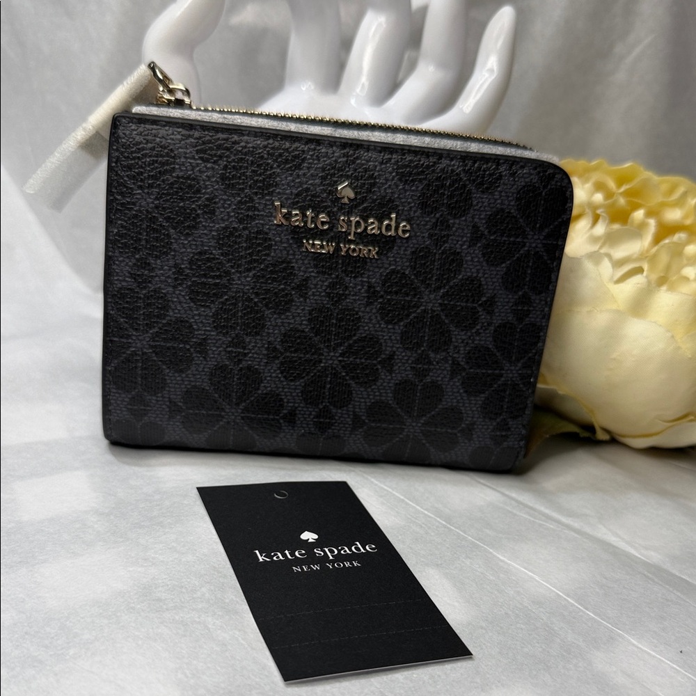 kate spade black spade flower small zip wallet with gold logo